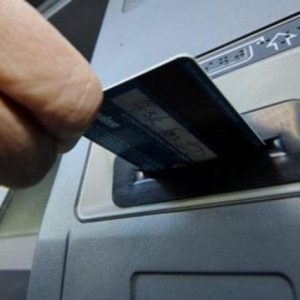 933 хиляди картови транзакции за първите 48 часа на новата валута