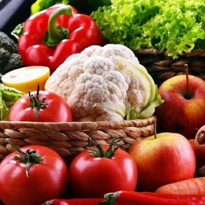 Без съществени разлики са цените на повечето основни хранителни стоки