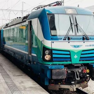 Над 80% от пътническите влакове ще бъдат обновени до август 2026