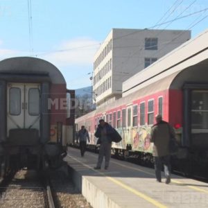 Синдикатът на железничарите настоява да има транспортна полиция във влаковете