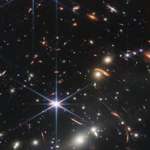 Телескопът „Евклид“ надникна в дълбините на загадъчен облак